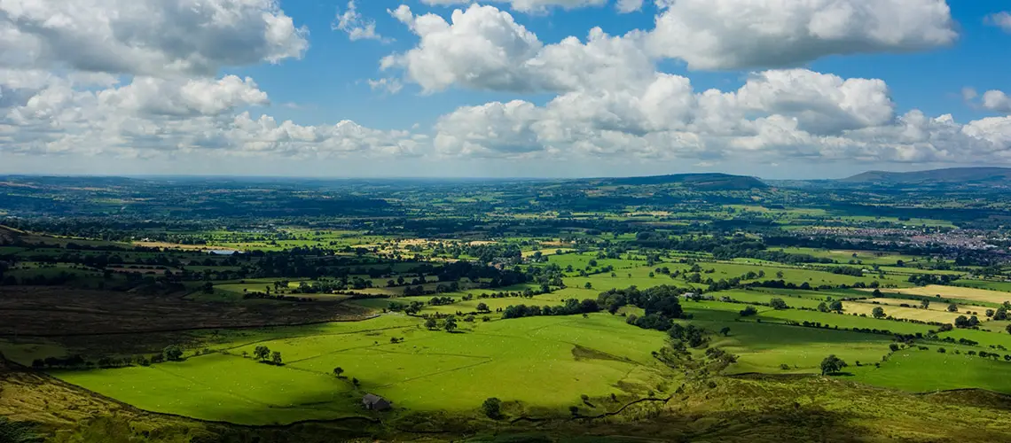 Lancashire Weddings - Pendle Hill